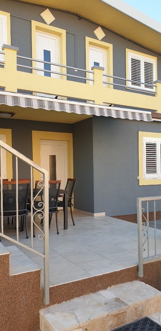 APARTMÁNOVÝ DOM V 1. RADE PRI MORI, NIN — foto 8