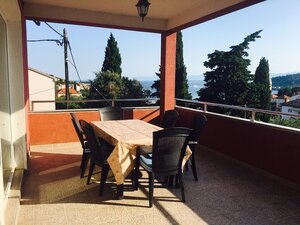 APARTMÁNOVÝ DŮM, OSTROV UGLJAN - KALI — foto 1