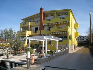 APARTMÁNOVÝ DOM PRI MORI, KOŽINO — foto 2