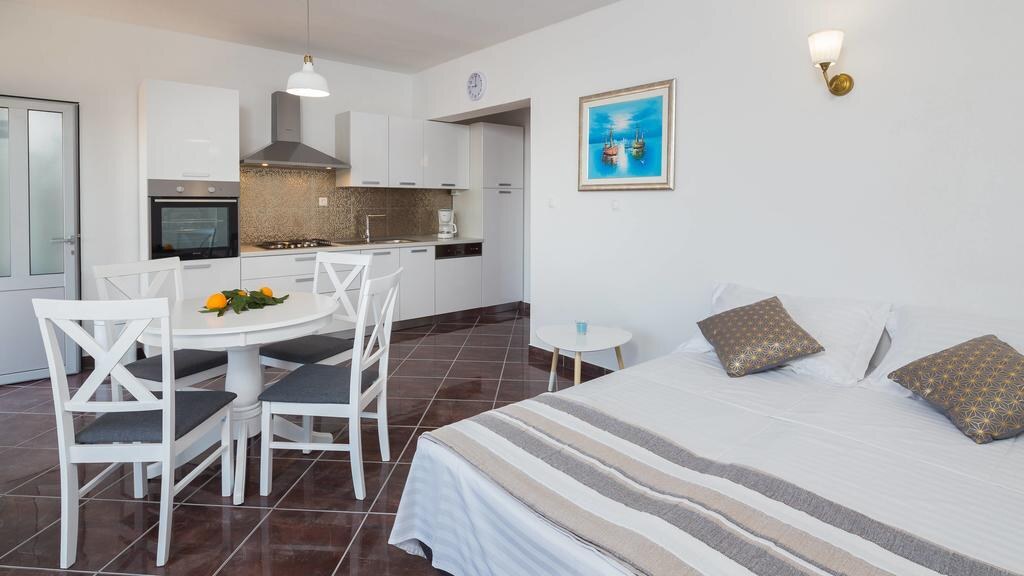 Apartmánový dom s nádherným výhľadom, Marina (Trogir) — foto 10