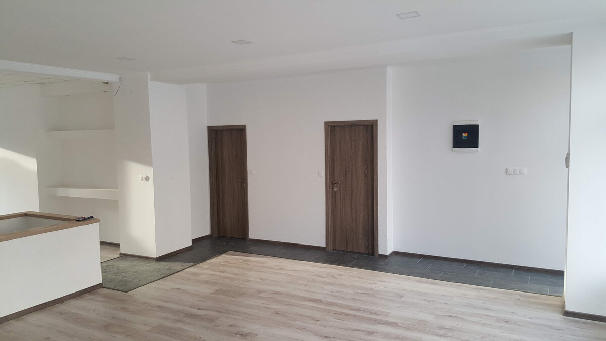 Prenájom obchodných priestorov — foto 10