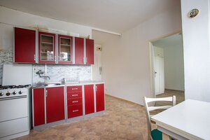 Na predaj 1-izbový byt v Hliníku nad Hronom – 27,3 m² — foto 1