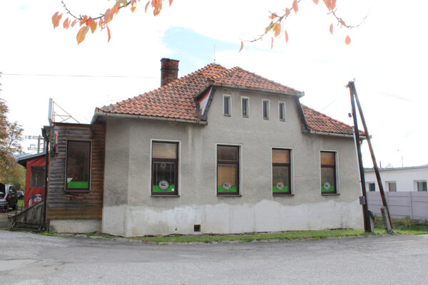 SPEKTRUM REALITY- Na predaj Rodinný dom/ objekt na podnikateľské účely s pozemkom 800 m2, Nitrianske Pravno, okres Prievidza