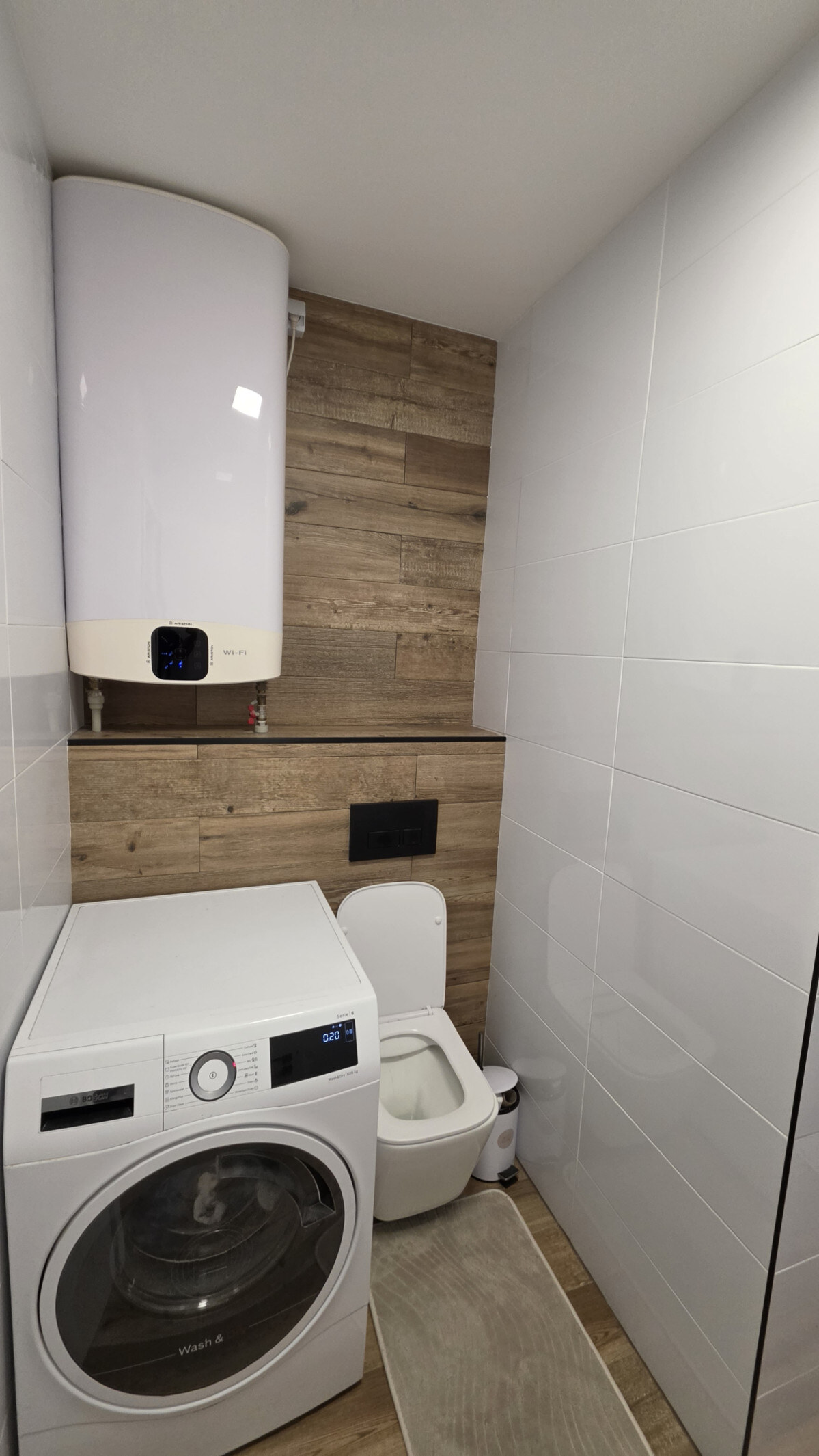 Predám Krásný kompletne prerobený 3- izbový byt Komárno — foto 6