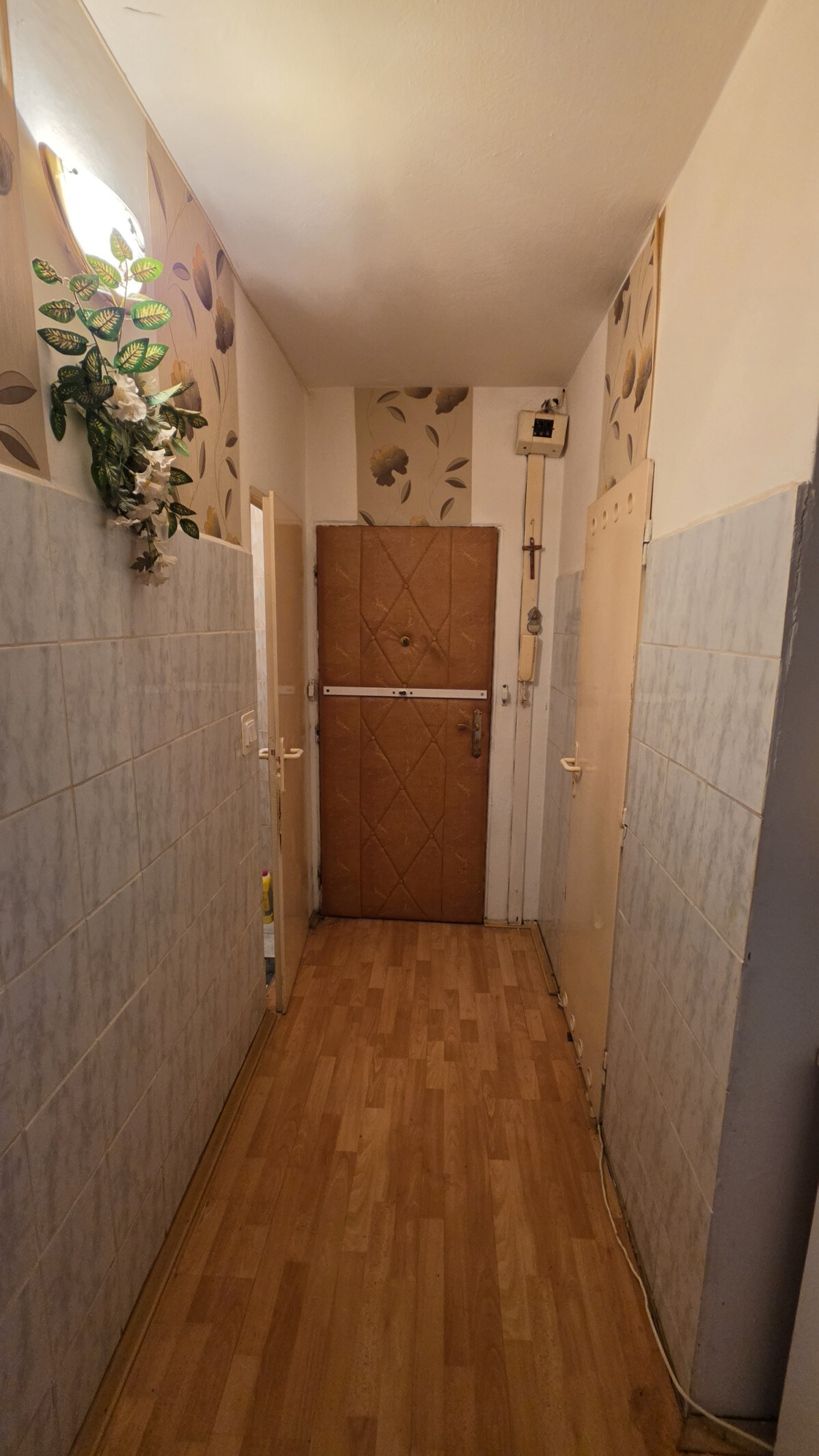 Na PREDAJ 4 izbový byt v lukratívnej časti mesta Nové Zámky — foto 5
