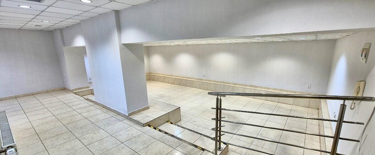 Ponúkame Vám na prenájom obchodný priestor v Nových Zámkoch — foto 3
