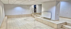 Ponúkame Vám na prenájom obchodný priestor v Nových Zámkoch — foto 1