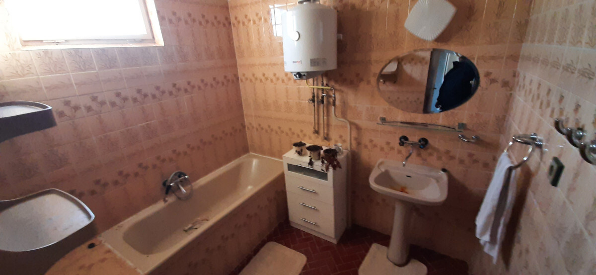 -30 000 EUR Na predaj 5 izbový rodinný dom v milionárskej štvrti Nové Zámky — foto 10