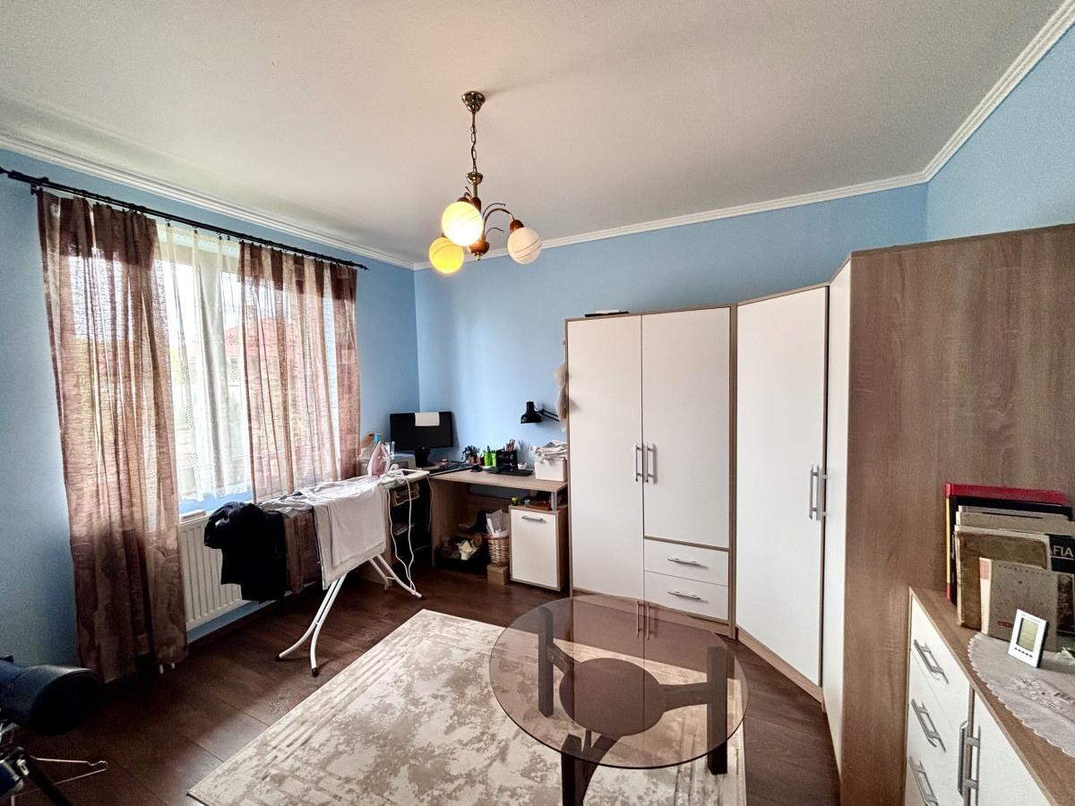 Znížená cena! Ponúkame Vám na predaj 5 izbový rodinný dom v obci Bajč — foto 8