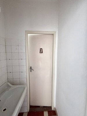 Ponúkame Vám na predaj 7 izbový rodinný dom v tichej a lukratívnej lokalite v Nových Zámkoch! — foto 7
