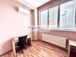Ponúkame Vám na prenájom kancelárie a administratívne priestory v Nových Zámkoch! — foto 4