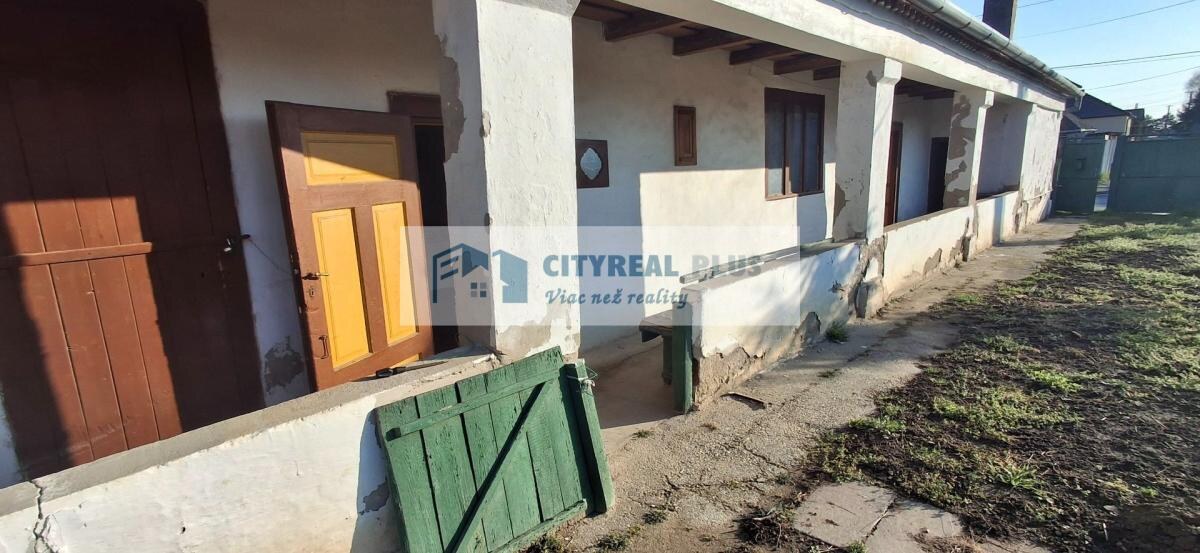 ZNÍŽENÁ CENA! Ponúkame na predaj sedliacky dom v Tvrdošovciach — foto 5