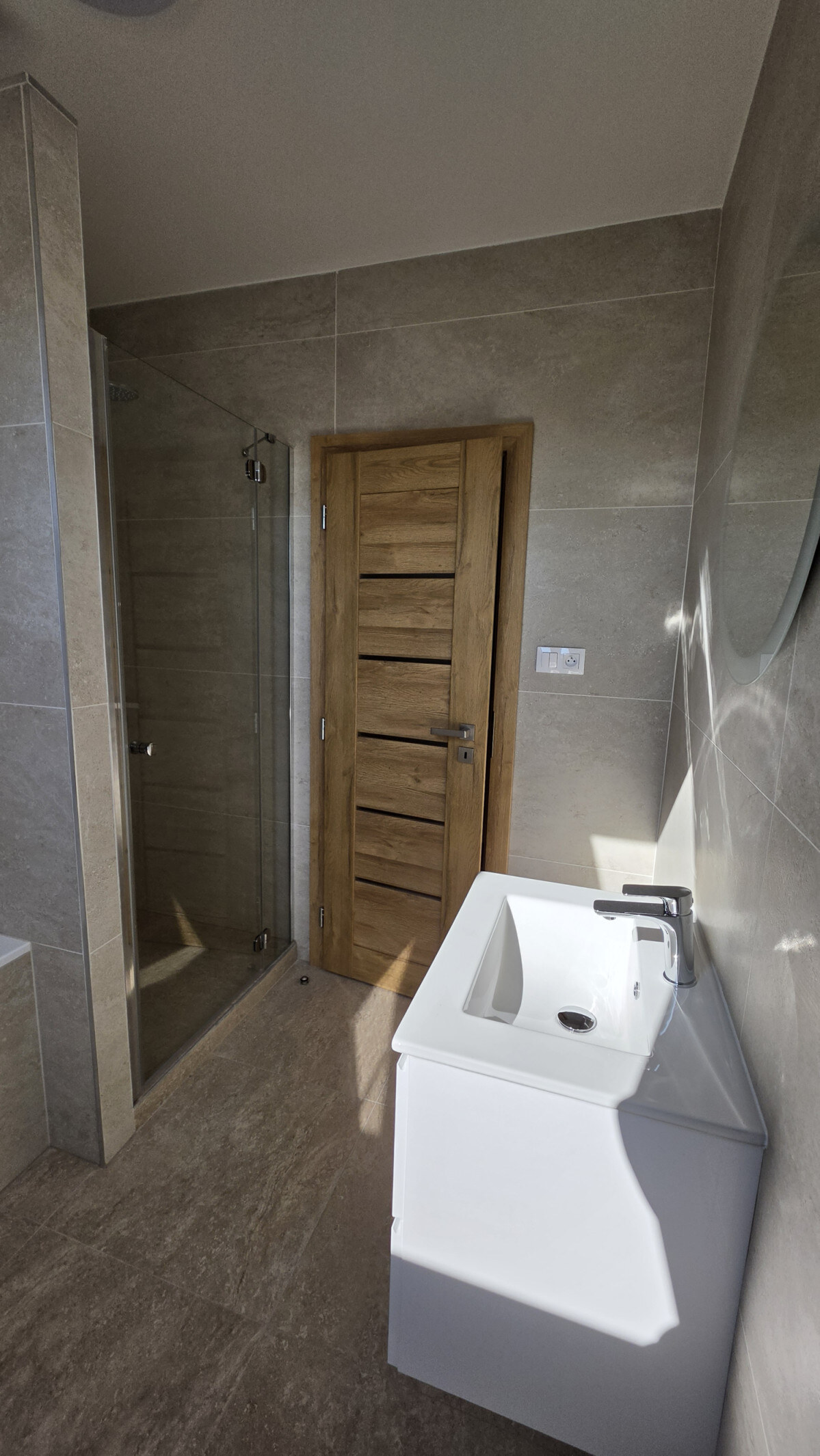 TOPP PONUKA !Ponúkam na predaj rodinný dom v radovej zástavbe v meste Kolárovo — foto 9