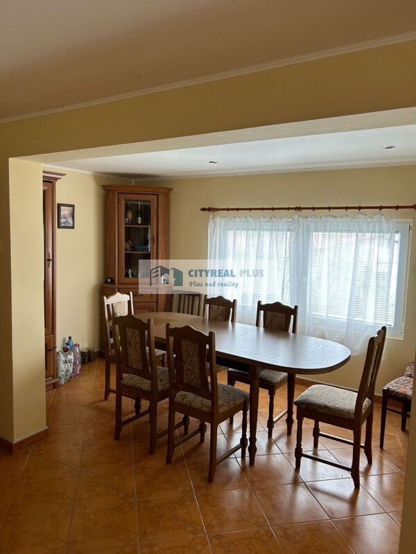 Znížená CENA !!§Ponúkam Vám na predaj zrekonštruovanú Chatu na celoročné bývanie