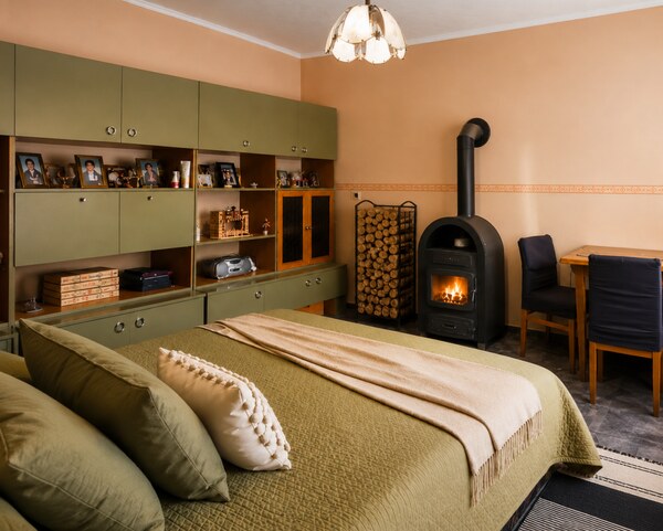 NA PREDAJ_ tradičný vidiecky dom_  pozemok 2172 m²_Martonyi_