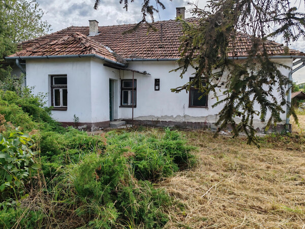 MAĎARSKO_ Poľovnícka usadlosť _ pozemok 4584 m2_ BÜDÖSKÚTPUSZTA