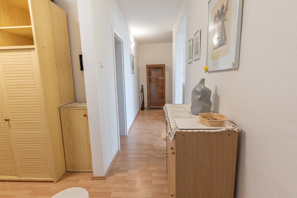 Na prenájom priestranný 3-izbový byt s lodžiou, 101 m², od 10 / 2026 — foto 12