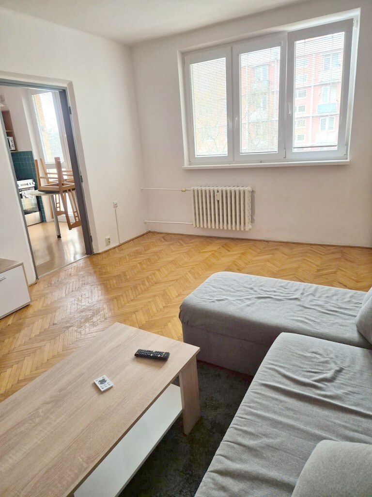 Prenájom 1-izbového bytu, A. Hlinku Piešťany — foto 3