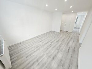 3 izbový byt Bánovce nad Bebravou /CENTRUM/65 m2 / BALKÓN/ PIVNICA — foto 2