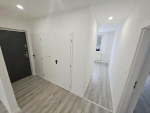 3 izbový byt Bánovce nad Bebravou /CENTRUM/65 m2 / BALKÓN/ PIVNICA — foto 6