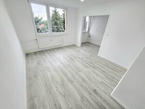 3 izbový byt Bánovce nad Bebravou/CENTRUM- STRED/NOVÁ REKONŠTRUKCIA — foto 7