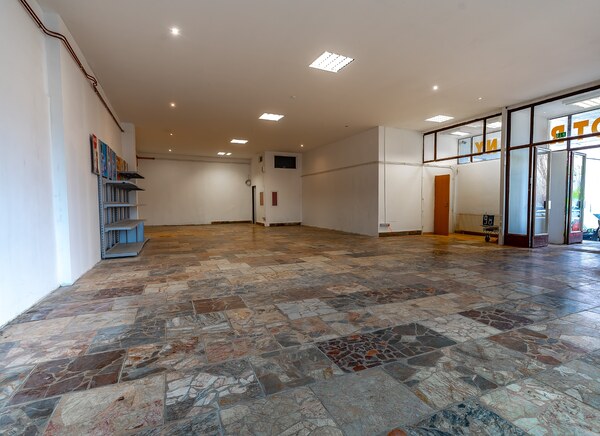 Na predaj obchodný priestor, 169 m², Rybničná ulica, BA – Vajnory,