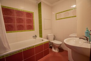 Na prenájom luxusný 2-izbový byt + 2 balkóny, 73 m², garážové státie, — foto 13