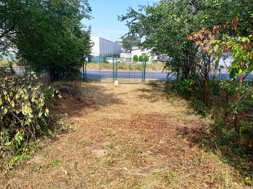 Investičný pozemok "záhrada" o výmere 691 m2 - Nové Mesto n/V — foto 11