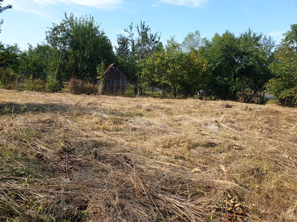 Investičný pozemok "záhrada" o výmere 691 m2 - Nové Mesto n/V — foto 8