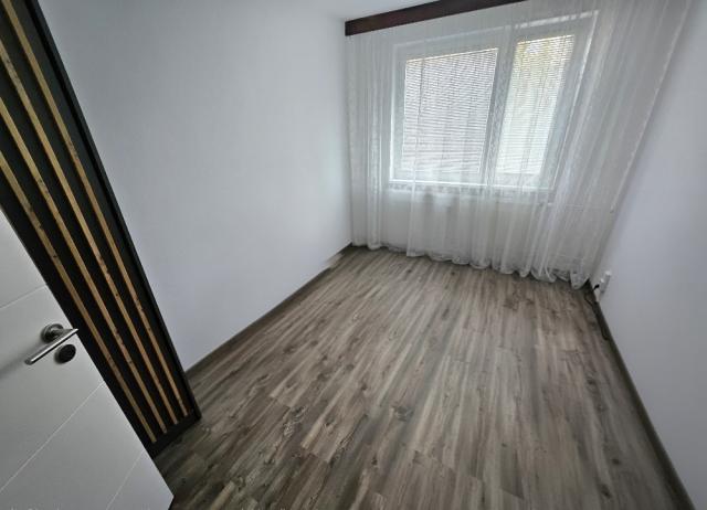 PRENÁJOM Bánovce nad Bebravou/3 IZBOVÝ BYT/ DUBNIČKA/ LOGGIA/ PIVNICA — foto 5