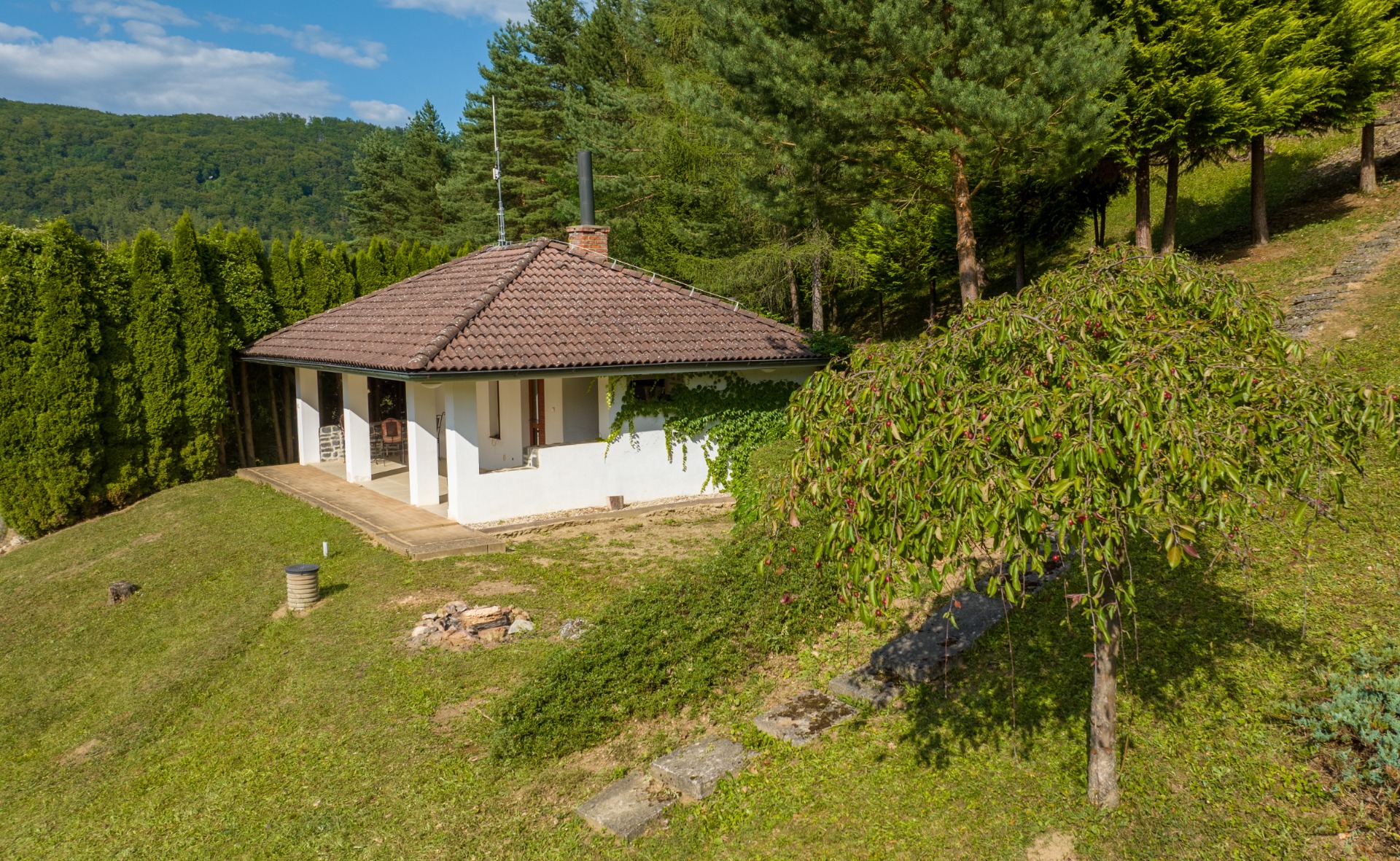 Stavebný pozemok s panoramatickým výhľadom Trenčianske Teplice 2259m2 — foto 4