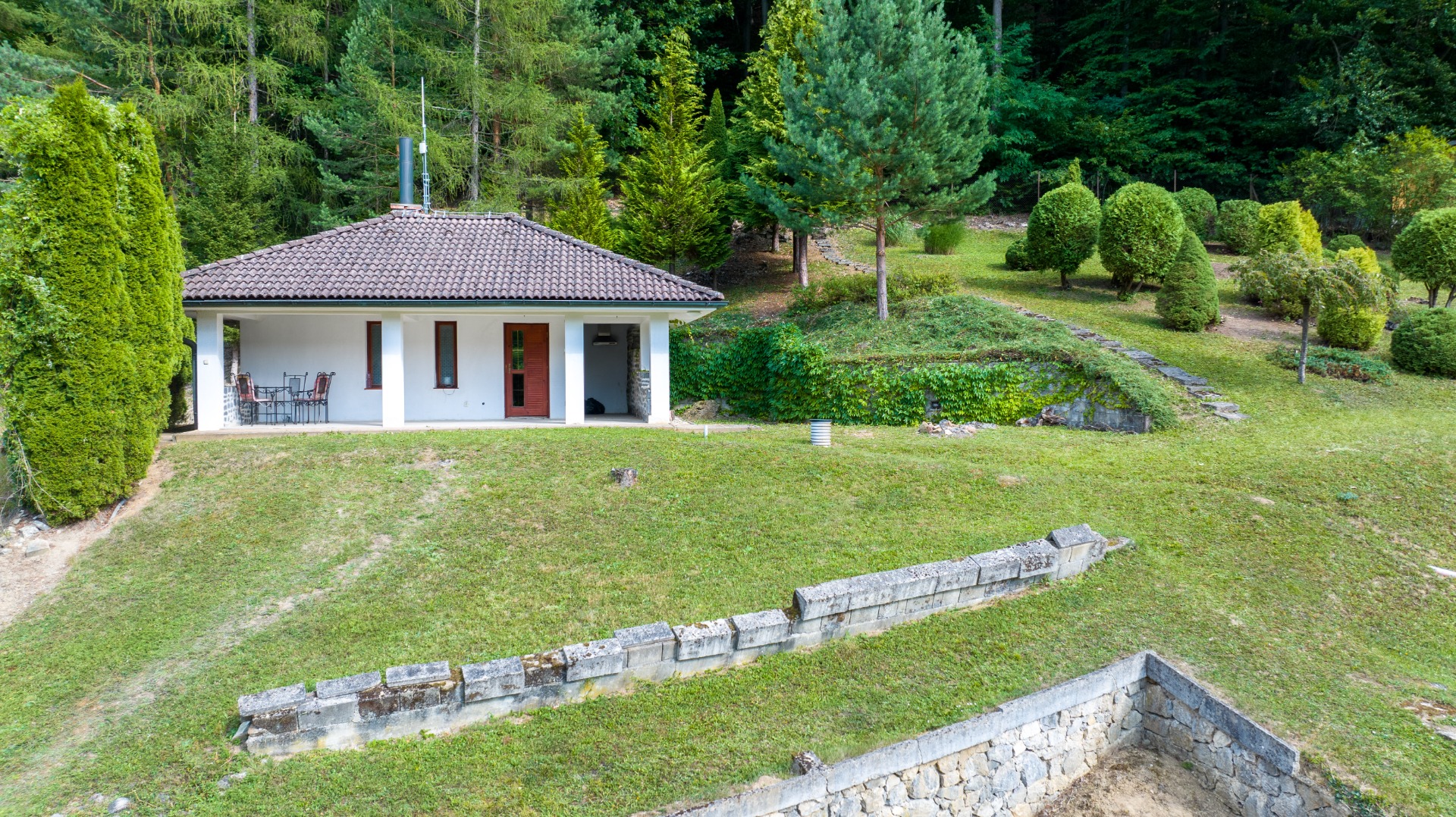 Stavebný pozemok s panoramatickým výhľadom Trenčianske Teplice 2259m2 — foto 6