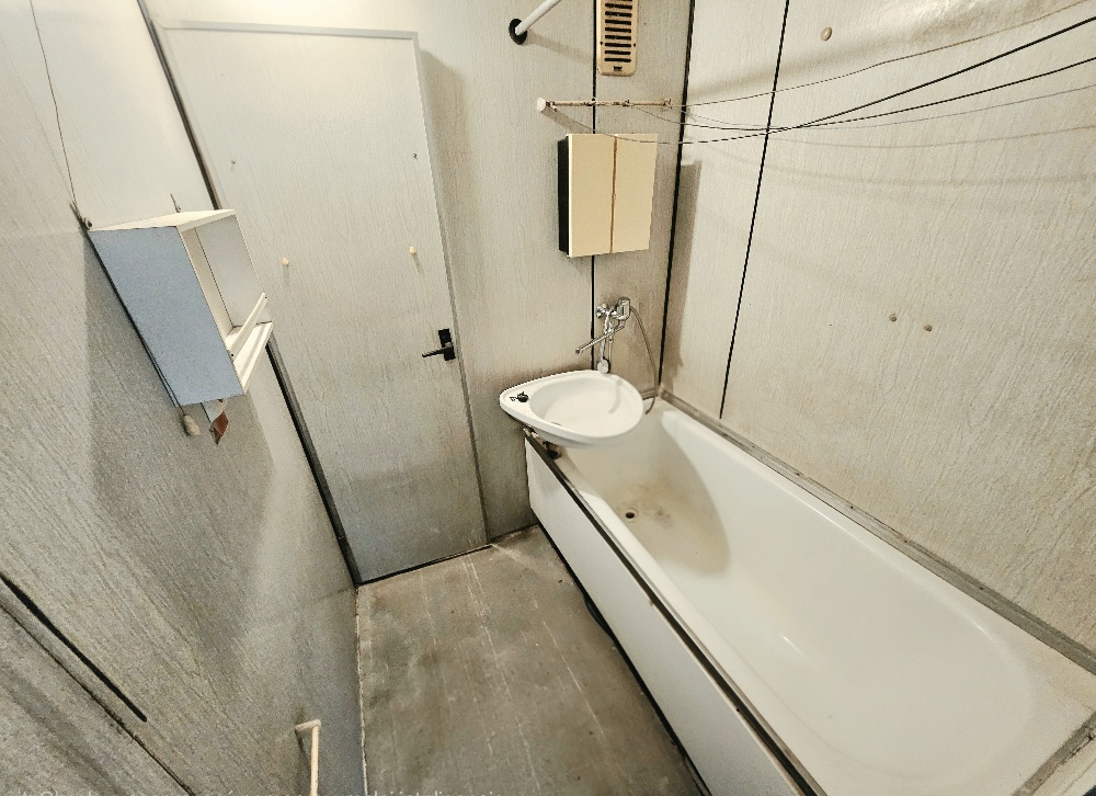 2,5 izbový byt Bánovce nad Bebravou/CENTRUM-STRED/PLASTOVÉ OKNÁ — foto 7