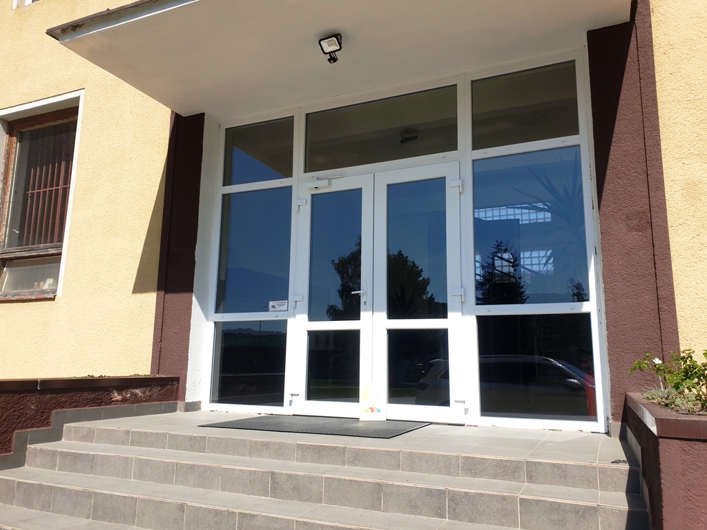 Administratívna budova so sklad. priestormi 1200 m2 - Tr. Bohuslavice — foto 11