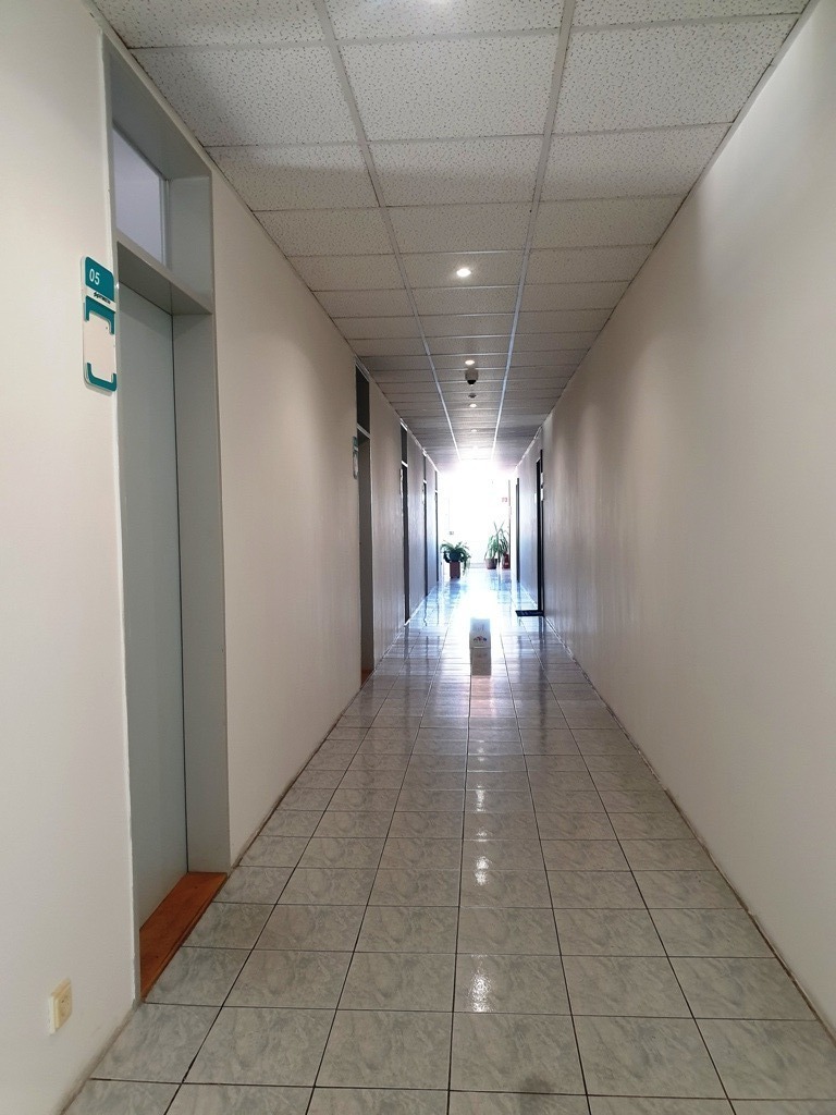 Administratívna budova so sklad. priestormi 1200 m2 - Tr. Bohuslavice — foto 17