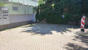 Prenájom parkovacieho miesta, blízke centrum-Piešťany — foto 1