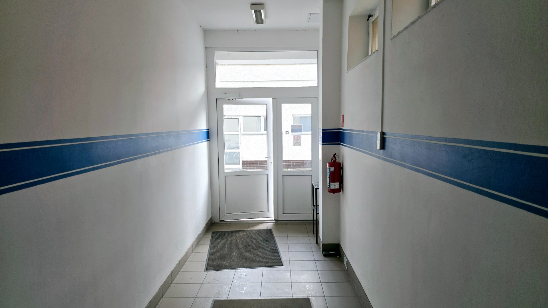 Voľná kancelária 45,5 m² na prenájom - Piešťany, Vajanského — foto 4