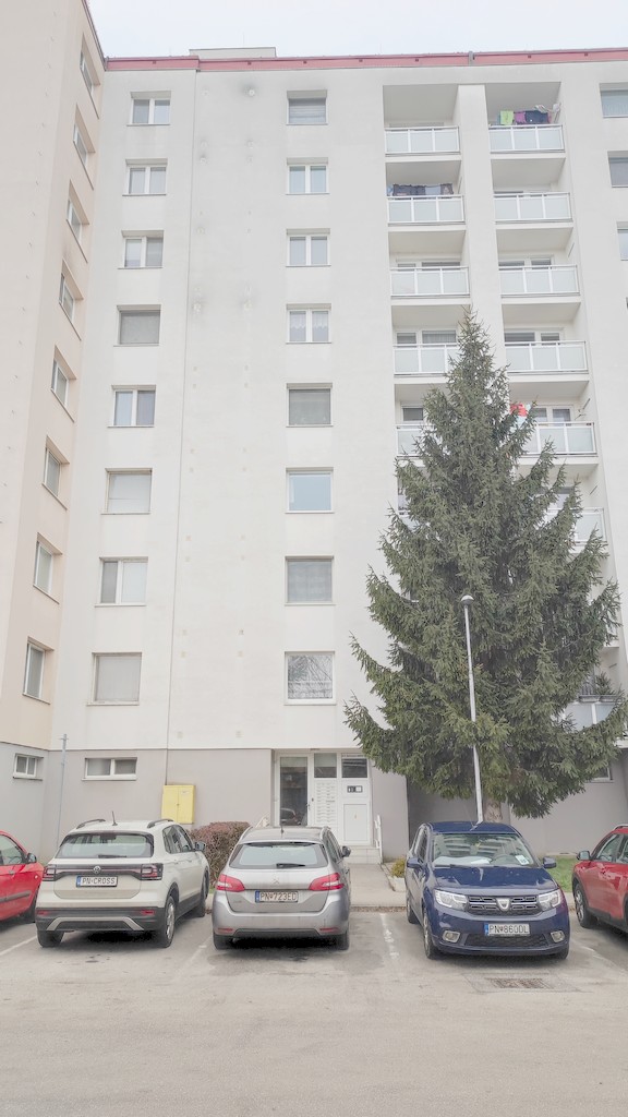REZERVOVANÉ*** Veľký 4-izbový byt, 90m2, Piešťany — foto 15