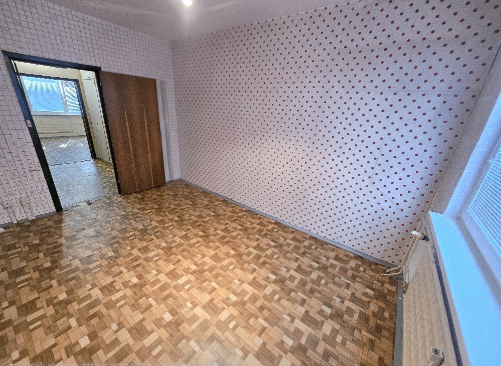 3 izbový byt Bánovce nad Bebravou/ DUBNIČKA /72 m2/ LOGGIA/ PIVNICA — foto 3