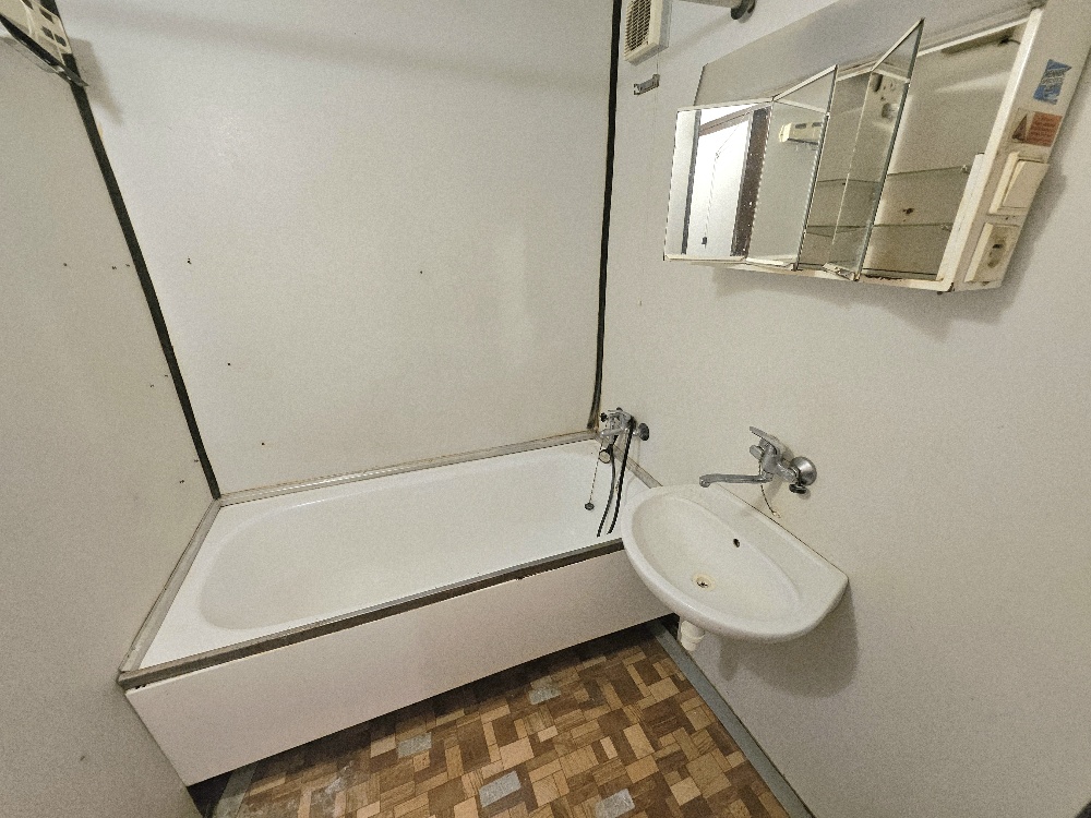 3 izbový byt Bánovce nad Bebravou/ DUBNIČKA /72 m2/ LOGGIA/ PIVNICA — foto 6