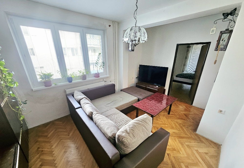 3 izbový byt Bánovce nad Bebravou/ CENTRUM/ LOGGIA / PIVNICA — foto 3