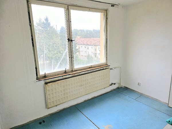 PREDANÉ /ZNÍŽENÁ CENA 2 izbový byt Bánovce nad Bebravou /CENTRUM