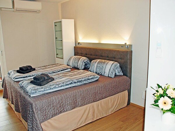 2 izbový byt Bánovce nad Bebravou / CENTRUM/ 56m2 / BALKÓN  /KLIMATIZÁ