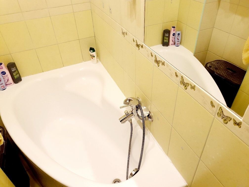2 izbový byt Bánovce nad Bebravou   / 54m2 / CENTRUM  / LOGGIA 6m2 — foto 2