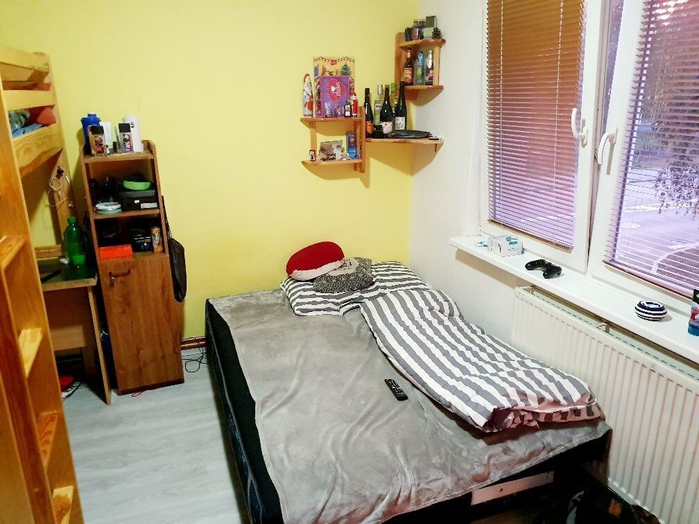 4 izbový byt Bánovce nad Bebravou  / CENTRUM   / 82m2 / BALKÓN / PIVNI — foto 6