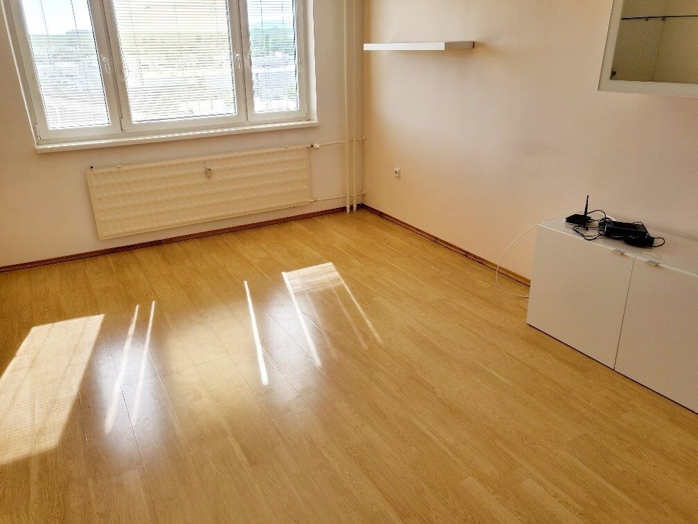 3 izbový byt Bánovce nad Bebravou   / 72m2 / DUBNIČKA / BALKÓN — foto 8