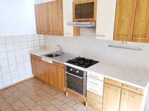 3 izbový byt Bánovce nad Bebravou   / 72m2 / DUBNIČKA / BALKÓN — foto 2