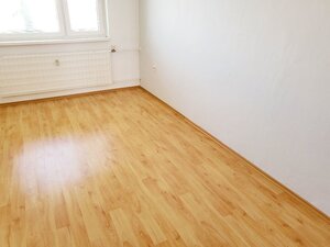 3 izbový byt Bánovce nad Bebravou   / 72m2 / DUBNIČKA / BALKÓN — foto 6