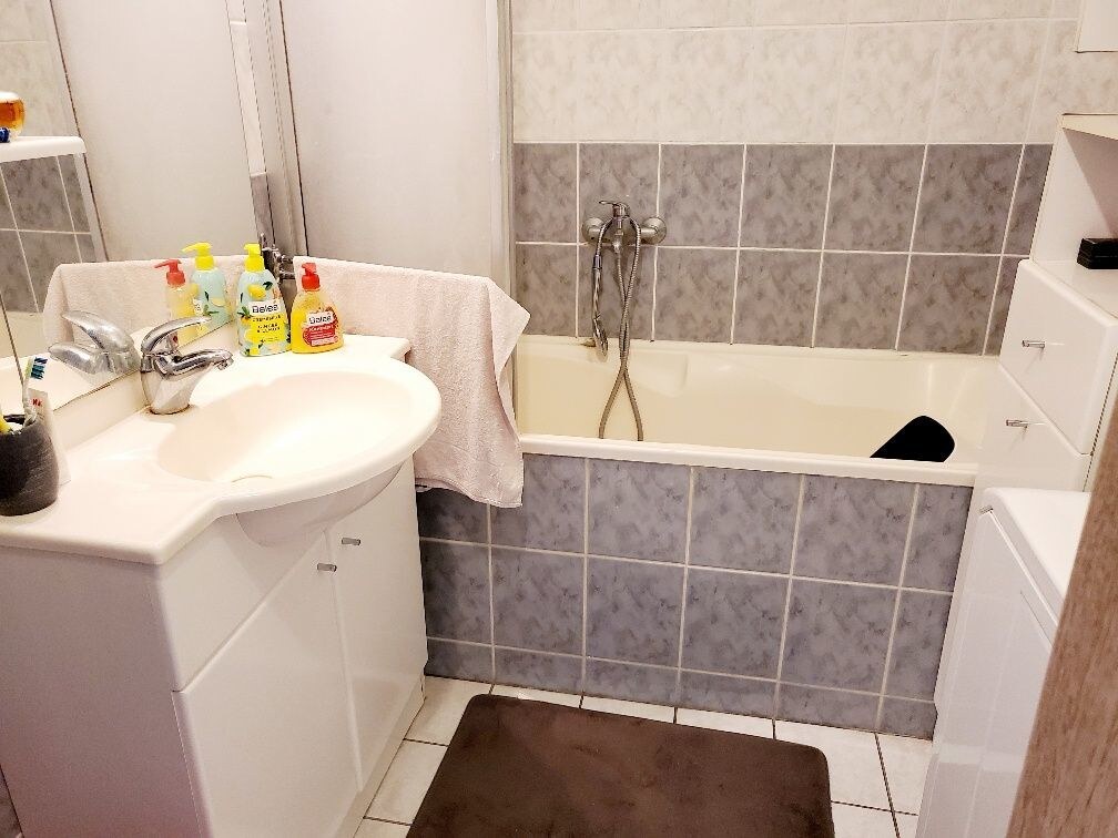REZERVOVANÉ /3 izbový byt Bánovce nad Bebravou   / 72m2 / DUBNIČKA / B — foto 7