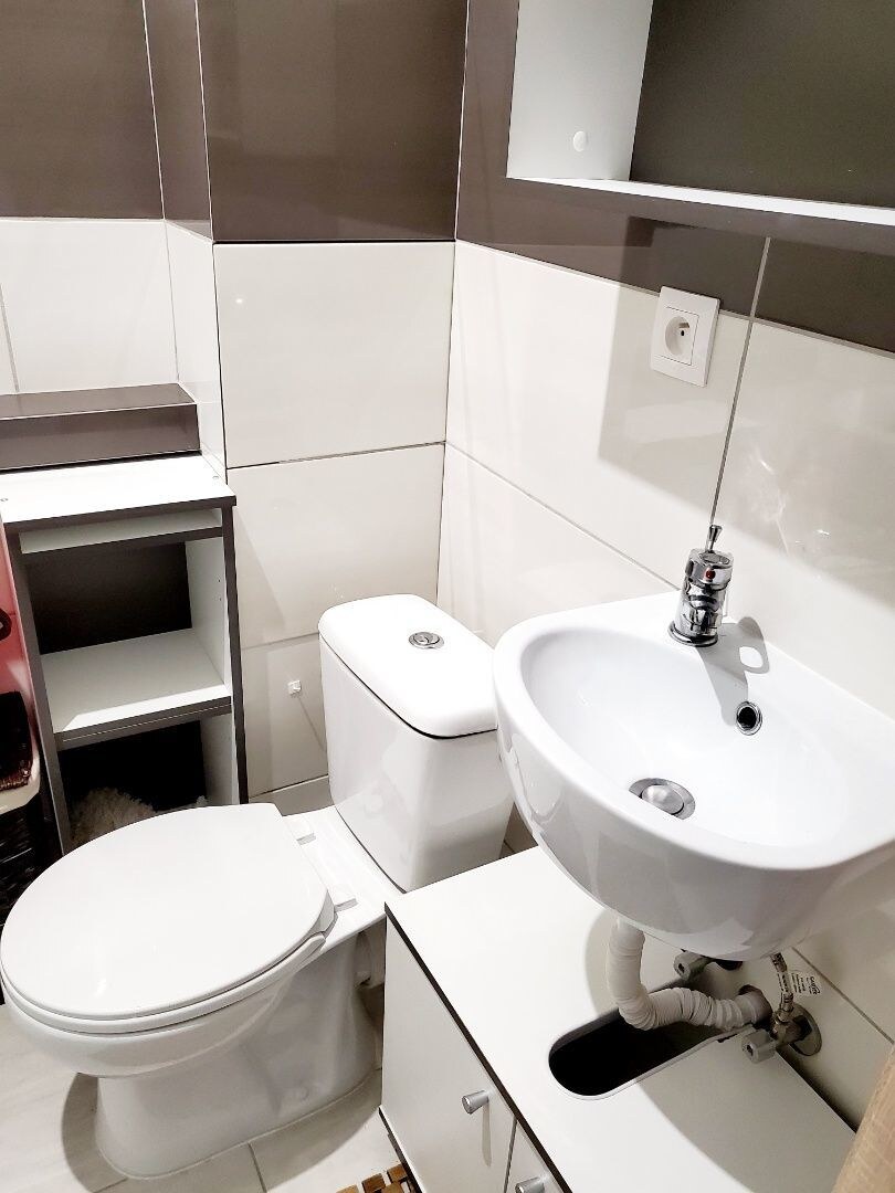 PRENÁJOM  Bánovce nad Bebravou  / 1 IZBOVÝ BYT / ZARIADENÝ /CENTRUM / — foto 6